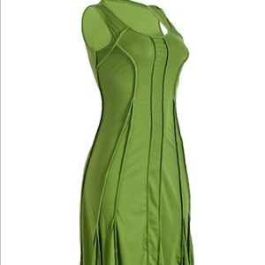 Plus Size Women’s sleeveless pleated Maxi dress